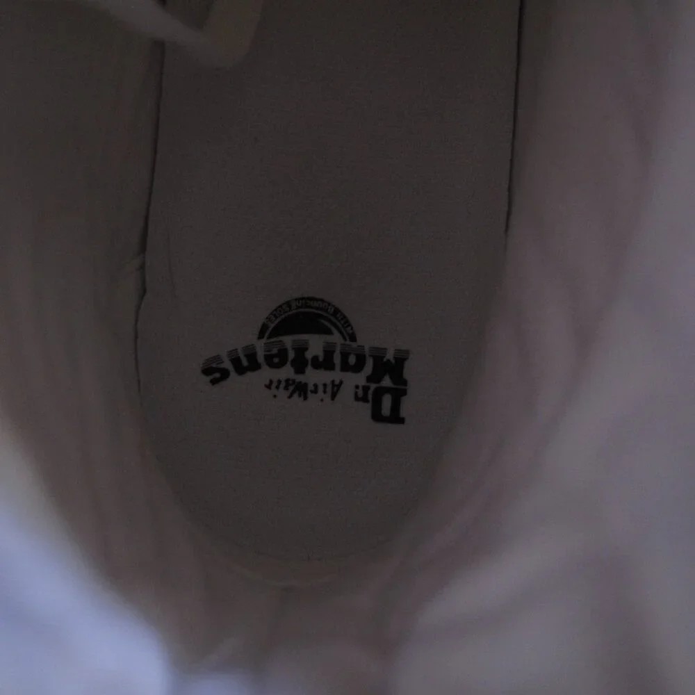 DR. MARTENS Combs White Boots NWT - Picture 10 of 11